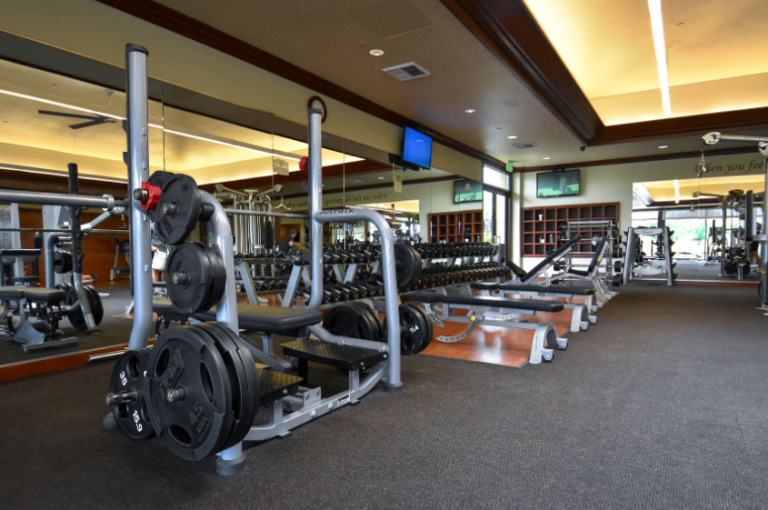 Serrano Golf Country Club Matrix strength training equipment