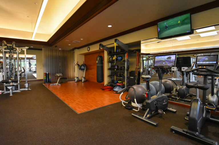 Serrano Golf Country Club cardio equipment